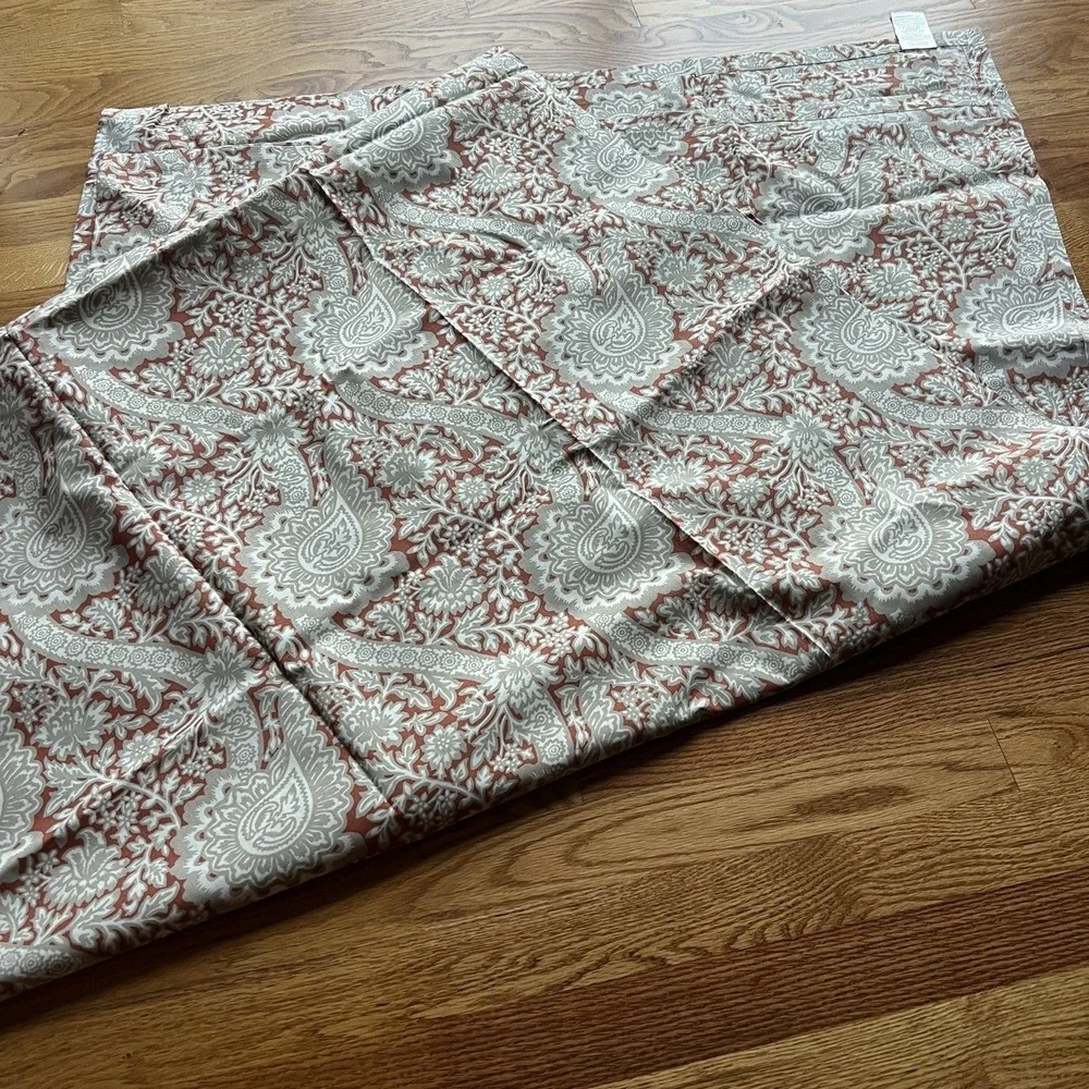 Williams Sonoma Paisley‎ Floral Tablecloth 72x106